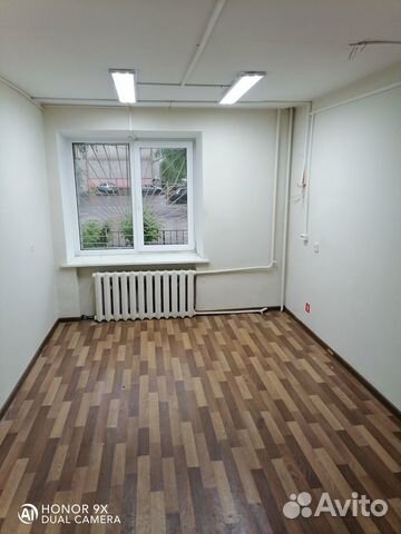 Торговое помещение, 70 м²
