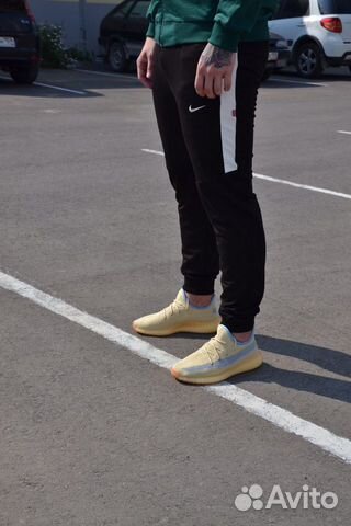 Спортивный Костюм Nike новый Спортивный Костюм Nike новый