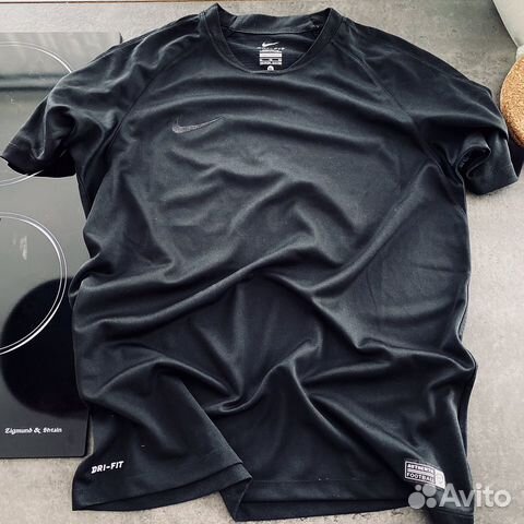 Nike dri - fit новая футболка чёрная Nike dri - fit новая футболка чёрная