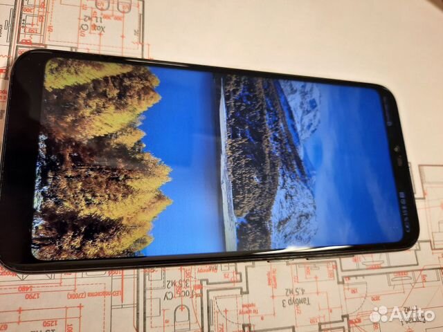 Телефон Honor 10 Col-L29 Телефон Honor 10 Col-L29