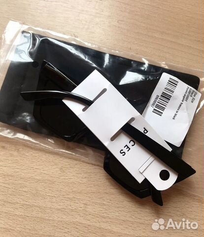 Очки черные солнцезащитные ASOS / Pieces