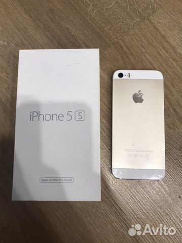 Телефон iPhone 5 s