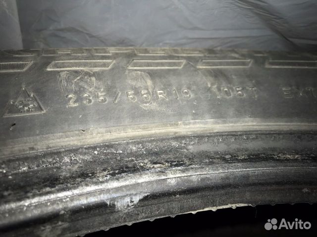 Шины зимние шипованные 235/55/19 Nokian Hakkapelit