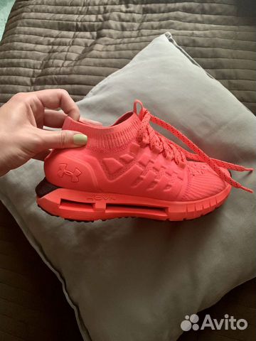 Кроссовки Under Armour Hovr