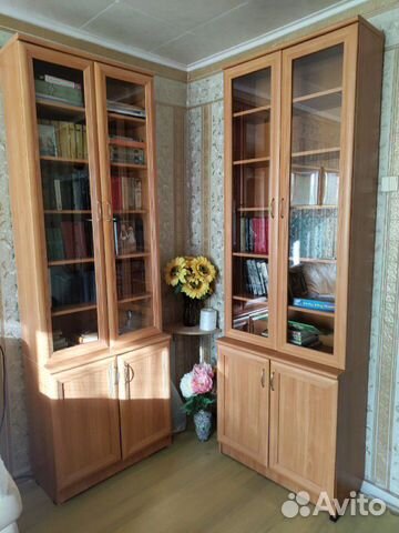Шкафы для книг, сервант, шкаф для посуды Шкафы для книг, сервант, шкаф для посуды