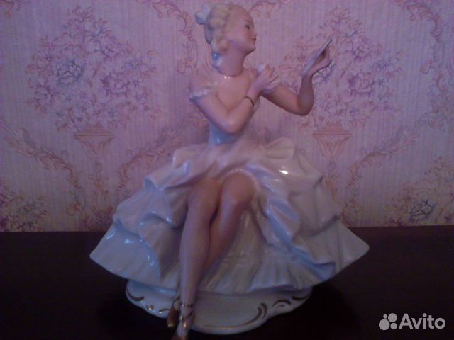 Балерина с зеркальцем.Wallendorf.Германия