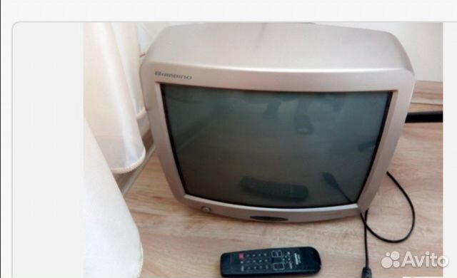 Авито куплю маленький телевизор. Телевизор Toshiba маленький. Маленький телевизор Тошиба старые модели. Маленький телевизор Тошиба кухонный. Старый маленький телевизор Toshiba 3:4.