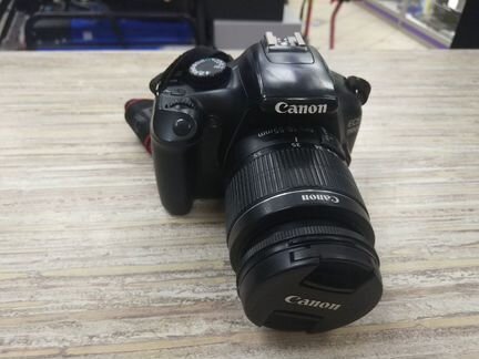 Зеркальный фотоаппарат Canon EOS 1100D