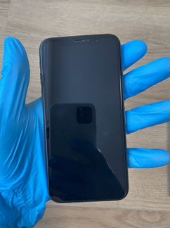 Телефон iPhone