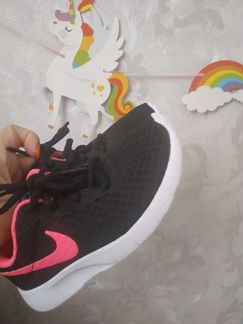 Кроссовки новые оригинал Nike