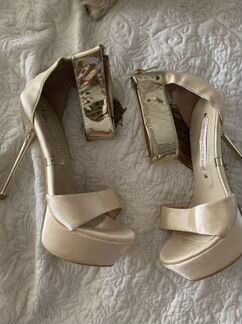 Босоножки Lorenzi