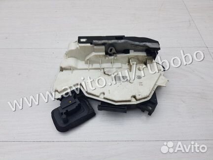 Замок двери задний левый Skoda Octavia A7 cwva