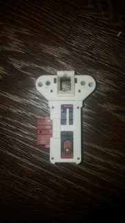 Zanussi. Блокировка для люка