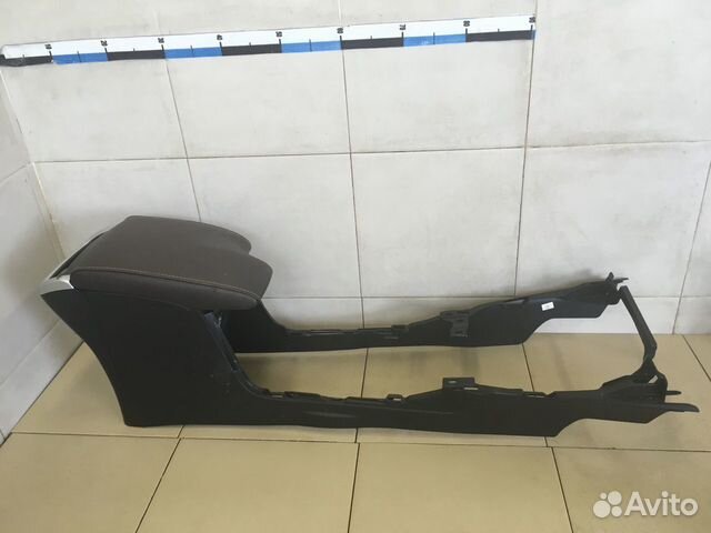 Подлокотник Fortuner 2015