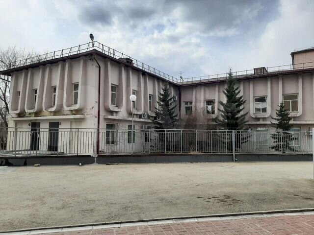 Офис, 1073 м²