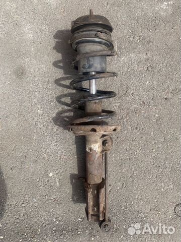 Стойка подвески передняя левая Opel Corsa C