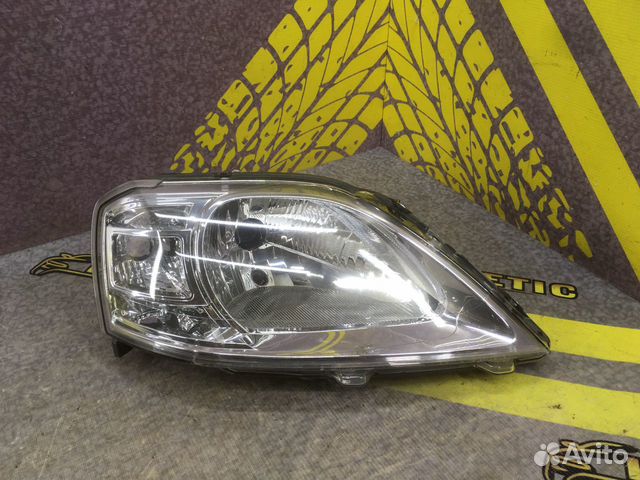 Фара передняя правая Ларгус Логан с 2010г