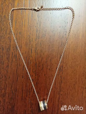 Цепочка с кулоном резным, бижутерный сплав, стразы