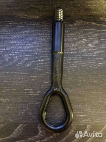 Буксирная проушина