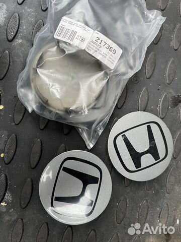 Ступичные колпачки Honda r17 оригинал