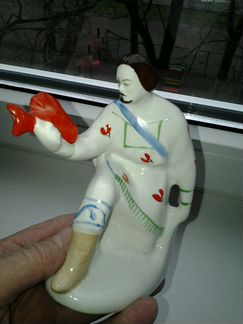 Статуэтка фарфоровая,винтаж1960г