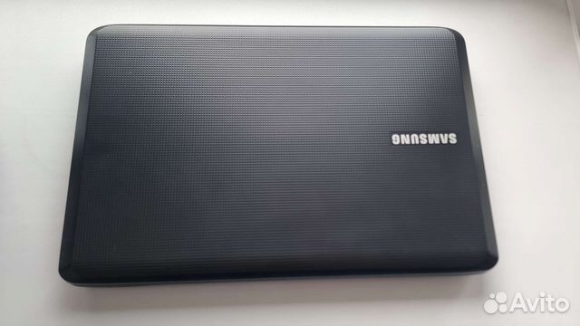 Ноутбук Samsung NP-R530 i3 4Gb 128Gb SSD HD