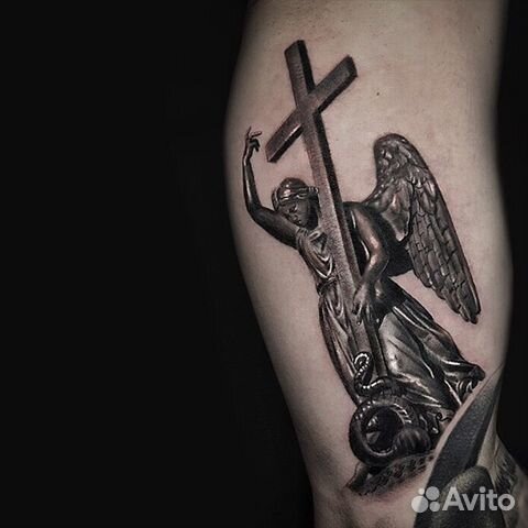 Татуировка в татустудии