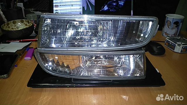 Туманная фара Toyota Alphard 2005