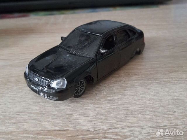 Машинка приора игрушка