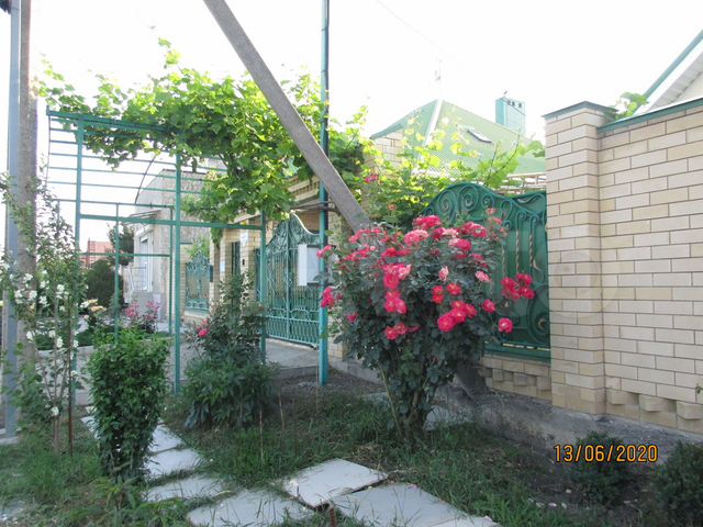 Дом 273 м² на участке 5 сот.