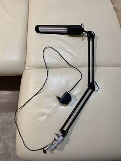 Лампа настольная Delta