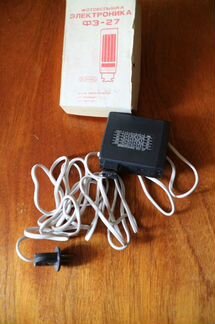 Фотовспышка СССР, коробки фототехники, ремешки