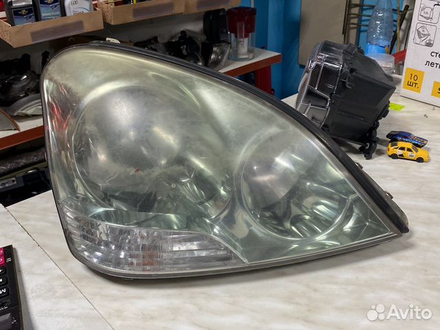 Фара правая Lexus LS430