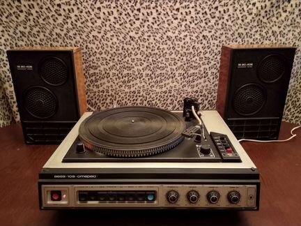 Проигрыватель Вега 108 с колонками