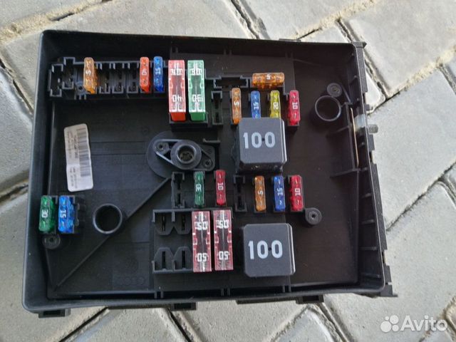 Блок Предохранителей Октавия А5 Рестайл 1K0937125D