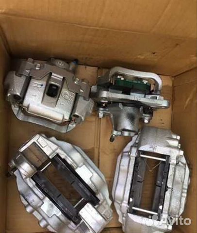 Суппорт тормозной Toyota Land Cruiser 200