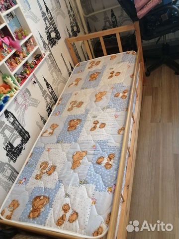 Детская кровать IKEA с матрасом