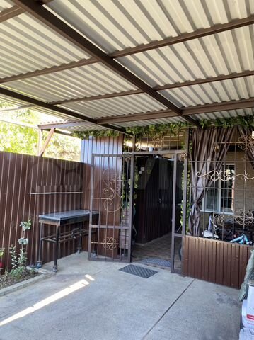 Дом 175 м² на участке 1 сот.