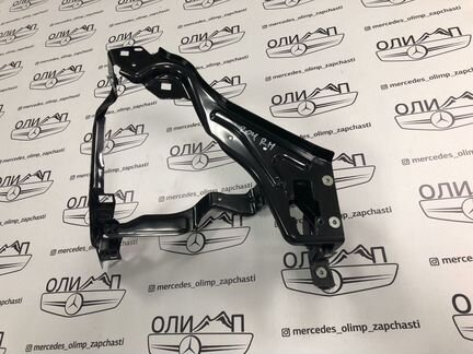 Комплект рамка фары на Mersedes C class w204