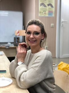 Автоинструктор женщина по вождению АКПП автомат