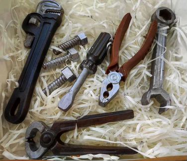 Подарок шоколадный набор инструментов на 23февраля