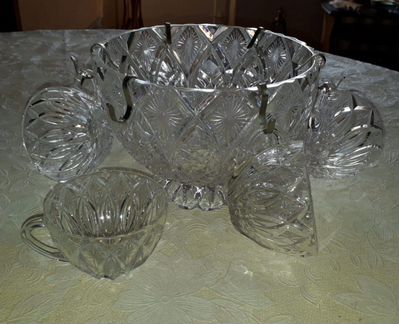 Крюшонница хрустальная, горка для сладостей