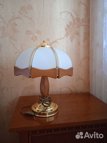 Лампа настольная Италия из дерева