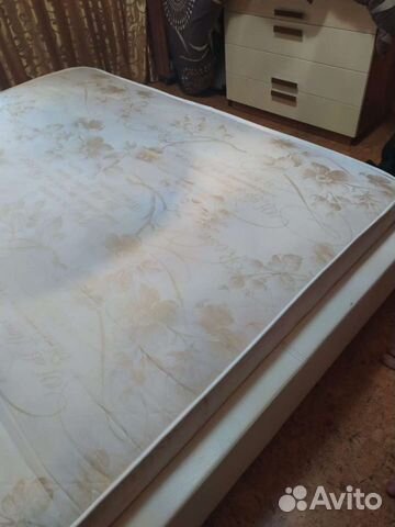 Матрас 180 200 бу