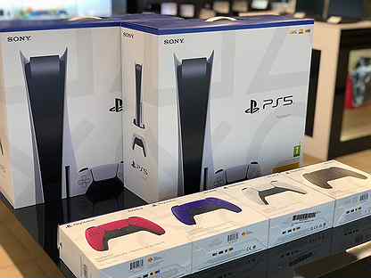 Макси-сет Sony Playstation 5 с приводом + геймпад