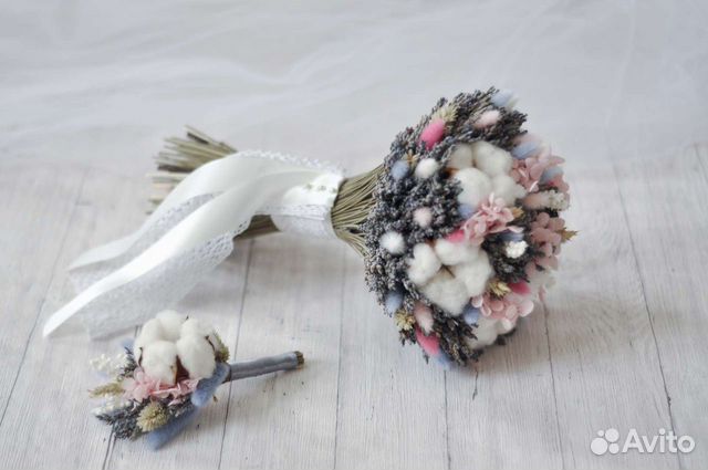 Свадебный букет из сухоцветов лаванда лагурус