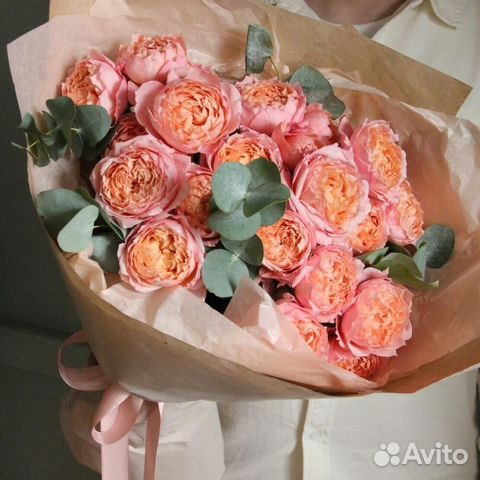 Букет из 5 кустовых пионовидных роз Джульетта