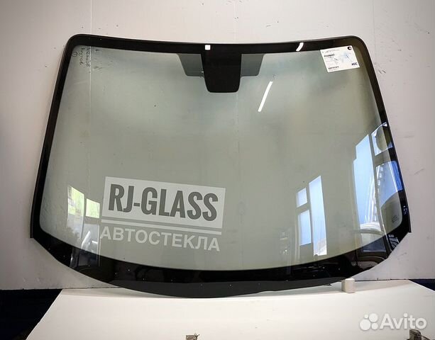 Mazda 3 (BK) лобовое стекло