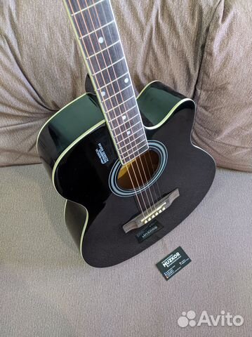 Гитара с чехлом