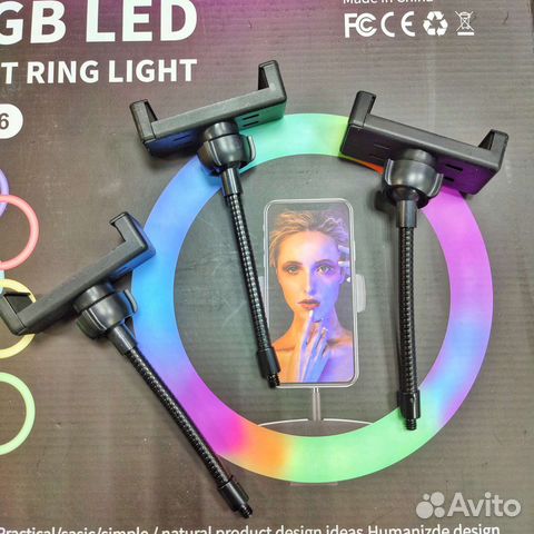 Крепление для телефона в кольцевой лампе